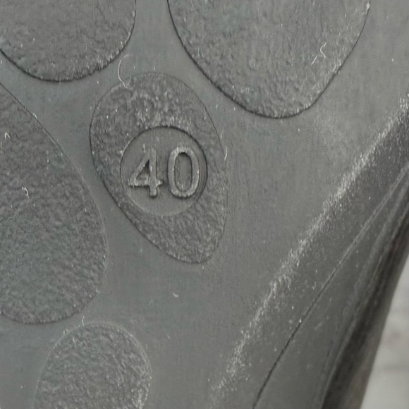 CLOUD Caliber Slingback Black Leather Comfy Slip On Sandal Women’s Sz 40 - Picture 13 of 16